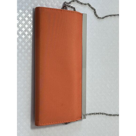 Game Day Outfitters AU College Clutch Purse with Cross Body Chain - Picture 13 of 16